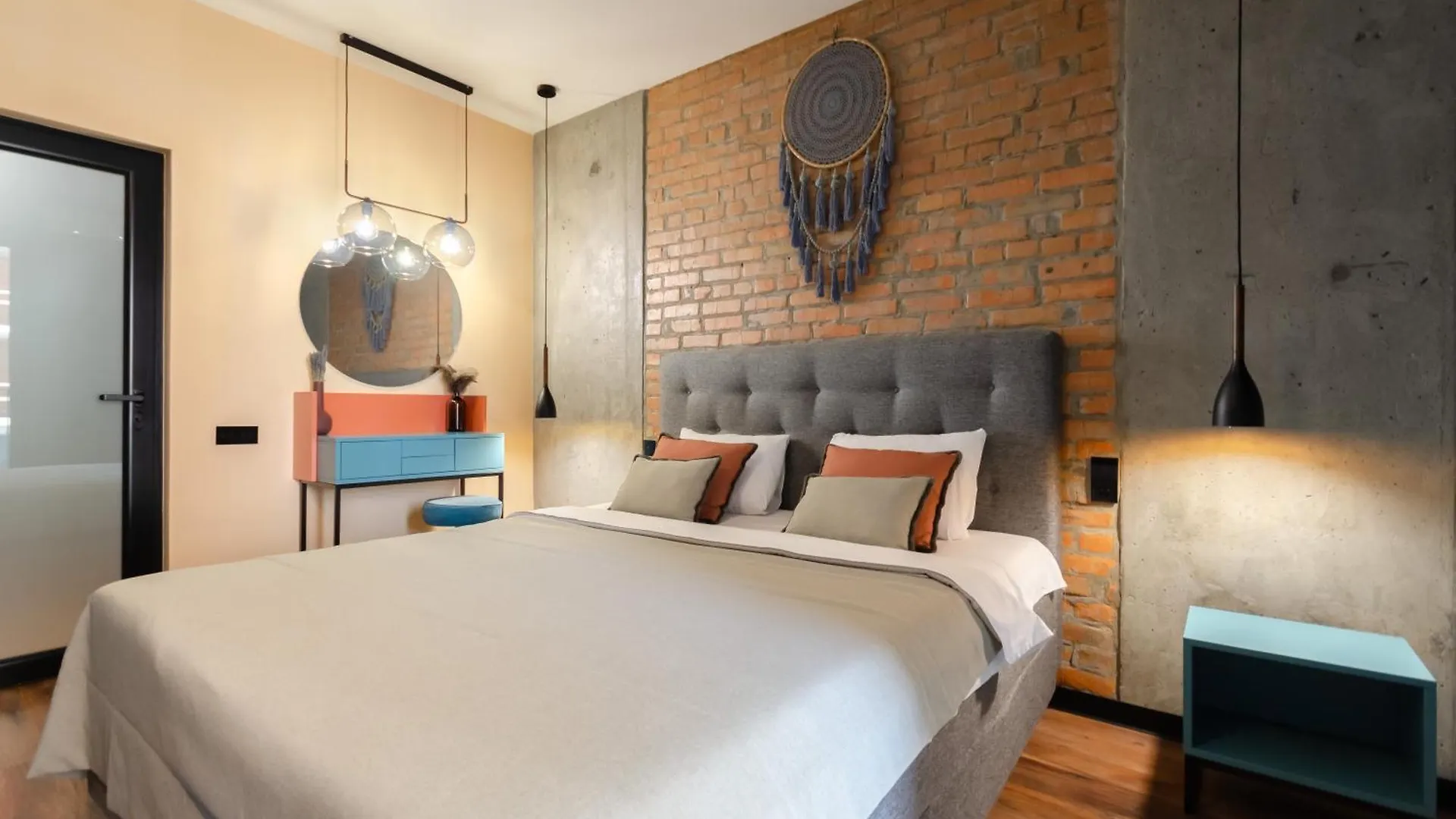 Petrovdom Apartments 03-217 In Rc Rybalsky, Naberezhno-Rybalska Street, 3 Kyiv