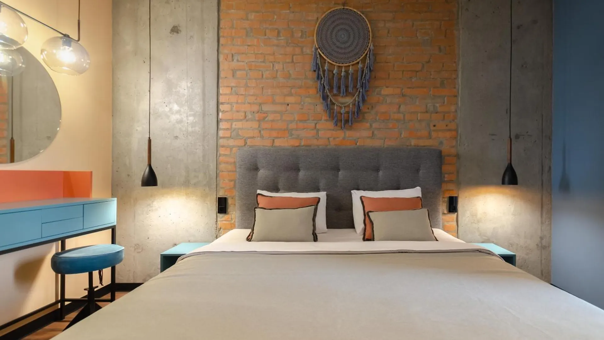 Petrovdom Apartments 03-217 In Rc Rybalsky, Naberezhno-Rybalska Street, 3 Kyiv