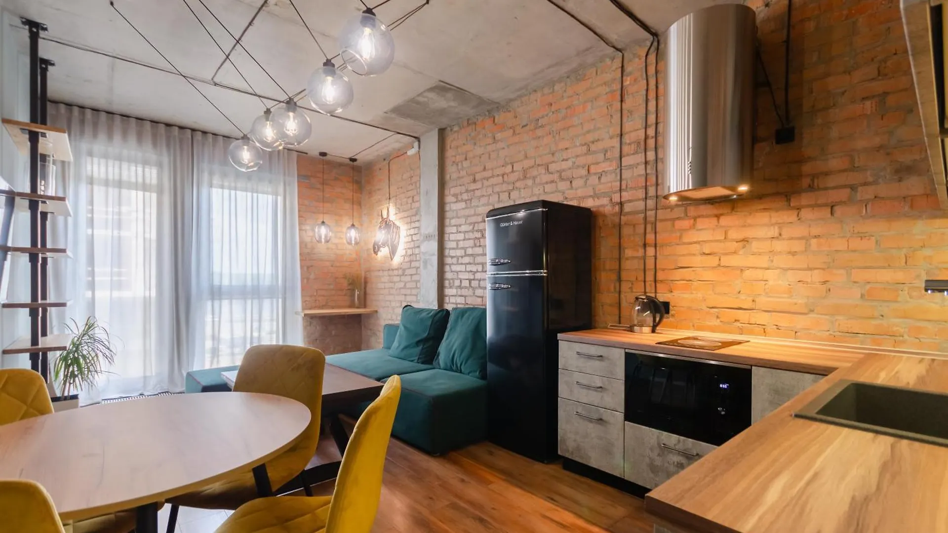 Petrovdom Apartments 03-217 In Rc Rybalsky, Naberezhno-Rybalska Street, 3 Kyiv